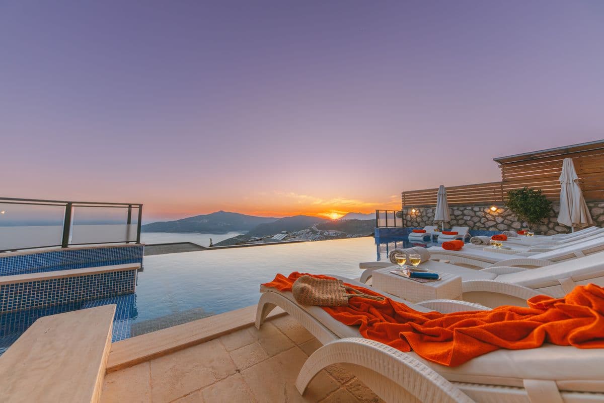 Infinity Pool