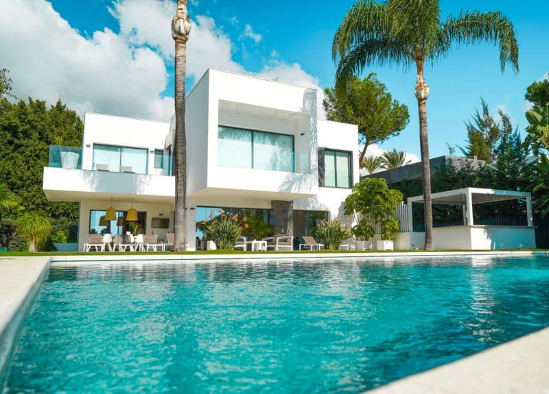 Luxury Villas