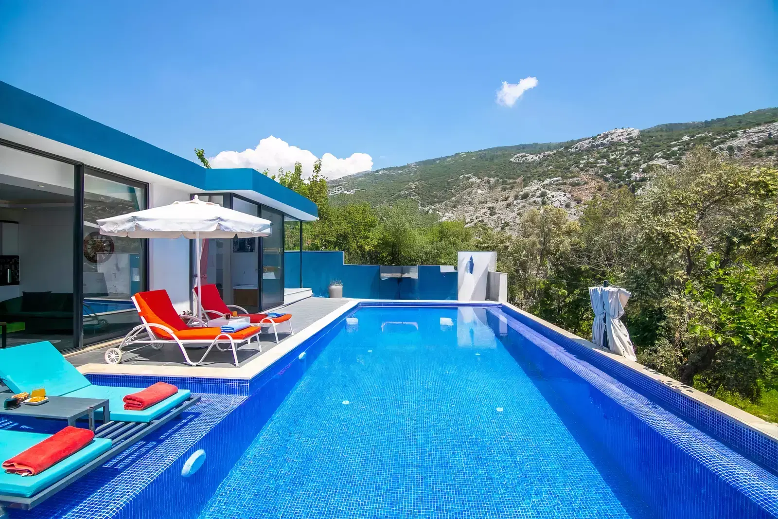 Honeymoon Villa with Jacuzzi - Fully Sheltered Pool & Nature View in Islamlar image 5 of 33